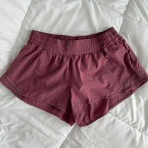 Lululemon hotty hot short 2.5 low rise
